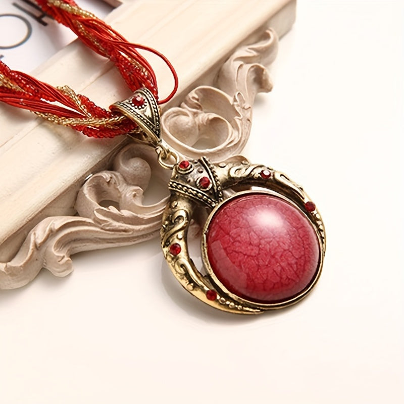 the NATURE WITCH - 2pcs Women's Bohemian Style Necklace Hand-Woven Rice Bead Necklace, Bohemian Style, Round Jewel Pendant Retro Style, Green Beaded, Casual Clothing And Gift Accessories, Gift Accessories | Bohemian Style | Alloy Jewel Pendant