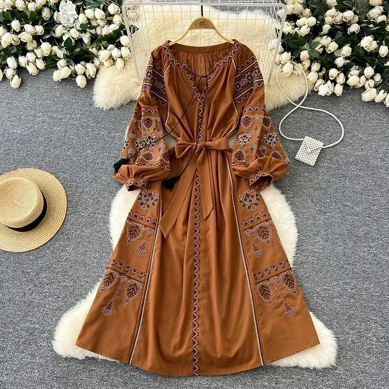 Bohemian Retro Ethnic Style Dress Women's Spring Autumn Embroidered Lace Up Lantern Sleeves Waist Cinching Long Dress A155