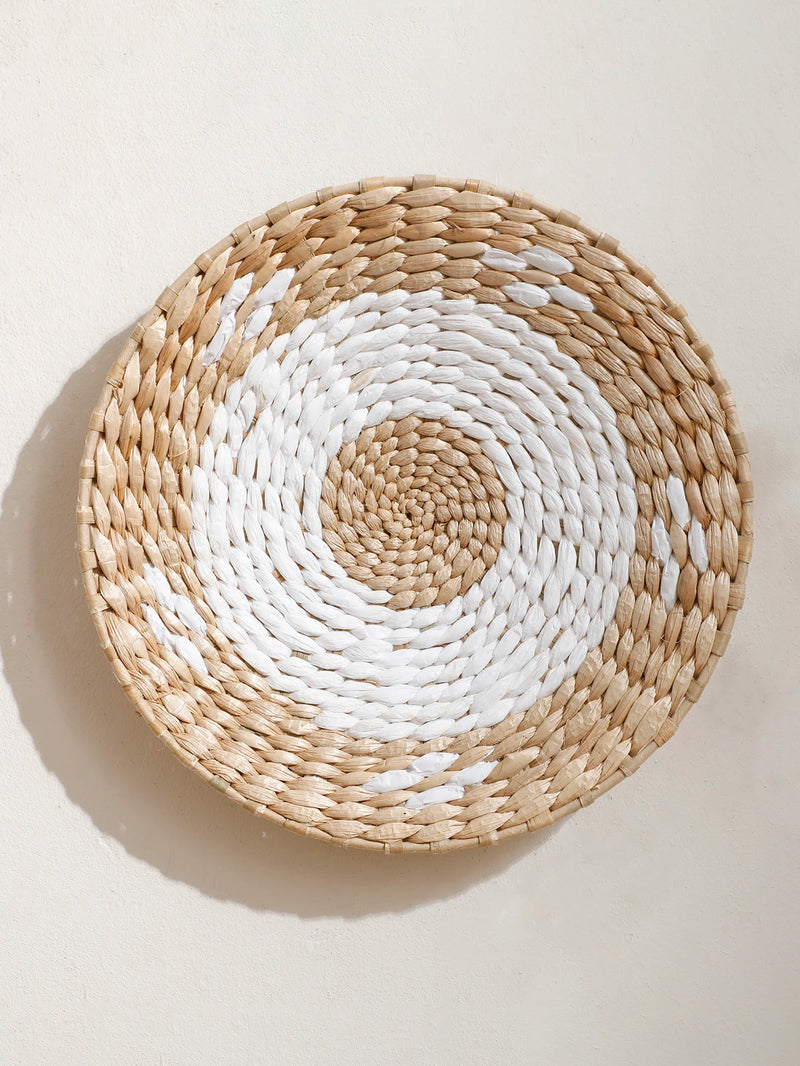 the WICKER WALL - Seagrass Wall Hanging Decor Wall Basket, Boho Home Decoration Handmade Natural Wall Art for Kitchen Bedroom Living Room Ornament