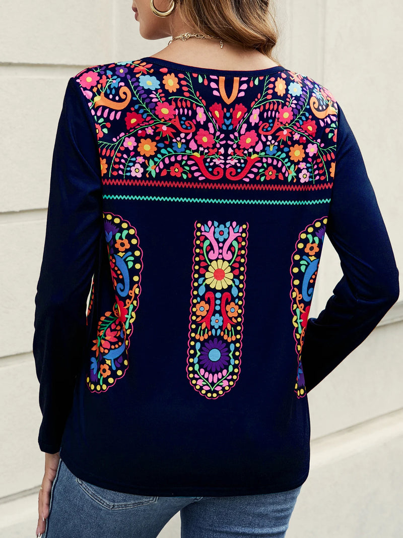 2024 Independent Station Spring/Summer New Women's Top with Bohemian Print V-neck Long sleeved T-shirt for Women