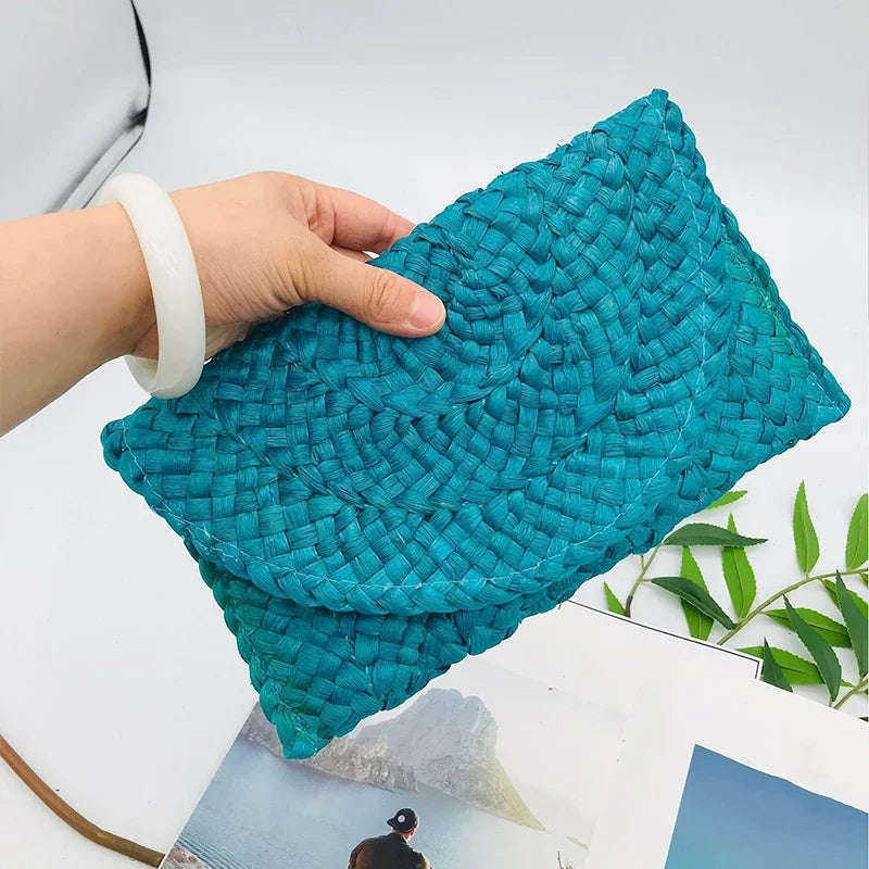 the LETTER BAG - Fashionable Corn Husk Straw Bags, Hand-Woven Women Clutch, Envelope Handbag Long Purse for Female, Summer Beach Bag