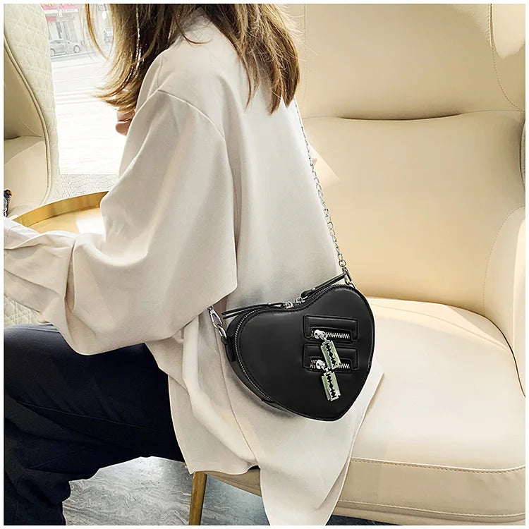 the GOTHIC HEART - Gothic Heart Blade Zipper Chain Crossbody Bags for Women/Girl, Casual Shoulder Purses Handbags