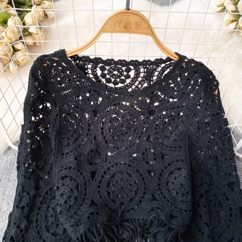 Retro ethnic style Knitted tops female tassel croche hollow out smock Female Dolman sleeve women's T-shirts casual ropa mujer