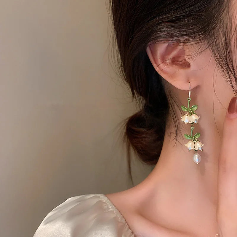 the GLEN IVY - New Design Lily of The Valley Pearl Green Ear Hook for Women, Fashion Elegant White Flowers Drop Earrings Wedding Party Jewelry