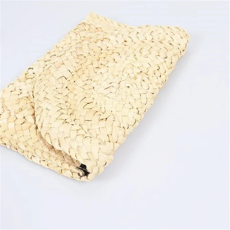 the LETTER BAG - Fashionable Corn Husk Straw Bags, Hand-Woven Women Clutch, Envelope Handbag Long Purse for Female, Summer Beach Bag