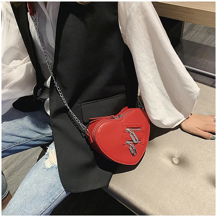 the GOTHIC HEART - Gothic Heart Blade Zipper Chain Crossbody Bags for Women/Girl, Casual Shoulder Purses Handbags
