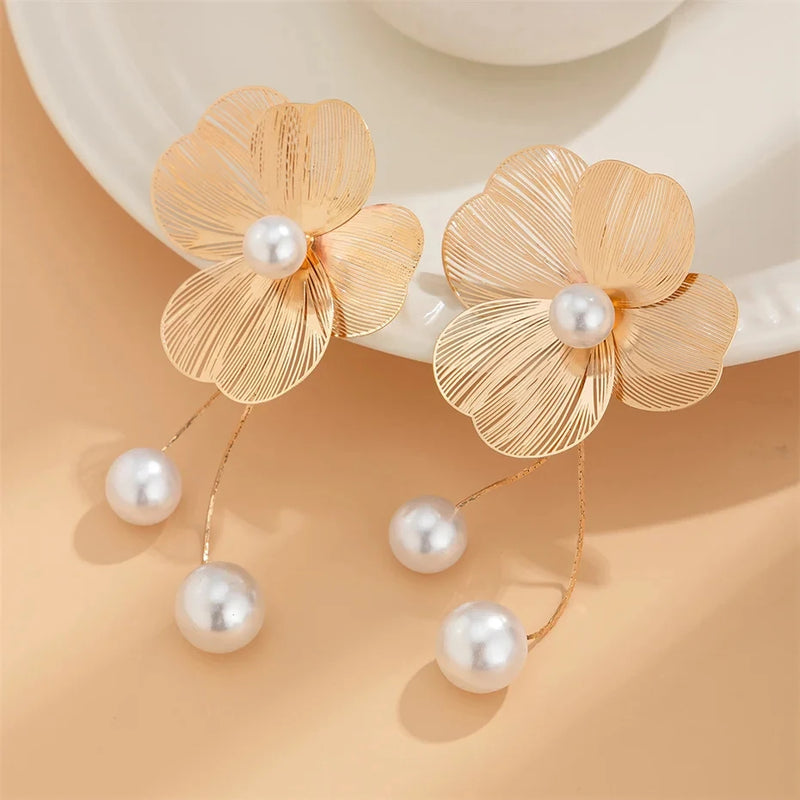 the FLOWER CHILD - Romantic Flower Petal Long Tassel Drop Earrings for Women, Imitation Pearl Hanging Piercing Earrings Jewelry Gift