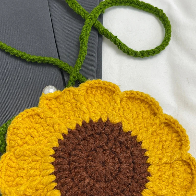 the KNITTED FLOWER - New Fashion Sunflower Pattern Women's Mini Knitted Handbag, Female Woven Shopper Purse, Lovely Design Chain Shoulder Crossbody Bag