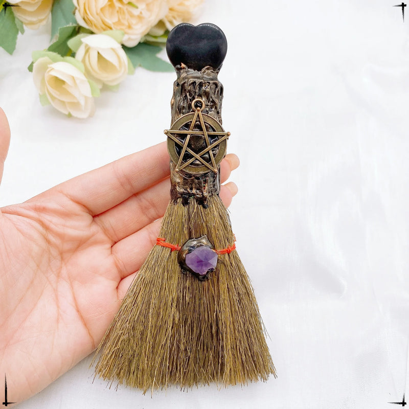 the WITCHES BROOM - Natural Amethyst Crystal Quartz Gem Love Heart Magic Broom Crafts Reiki Healing Witch Home Garden Decor Christmas Gift