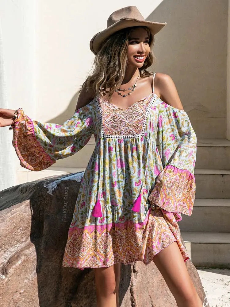 Boho Inspired floral print rayon mini boho dress for women off shoulder V-neck half sleeve bohemian boho beach summer dress 2023