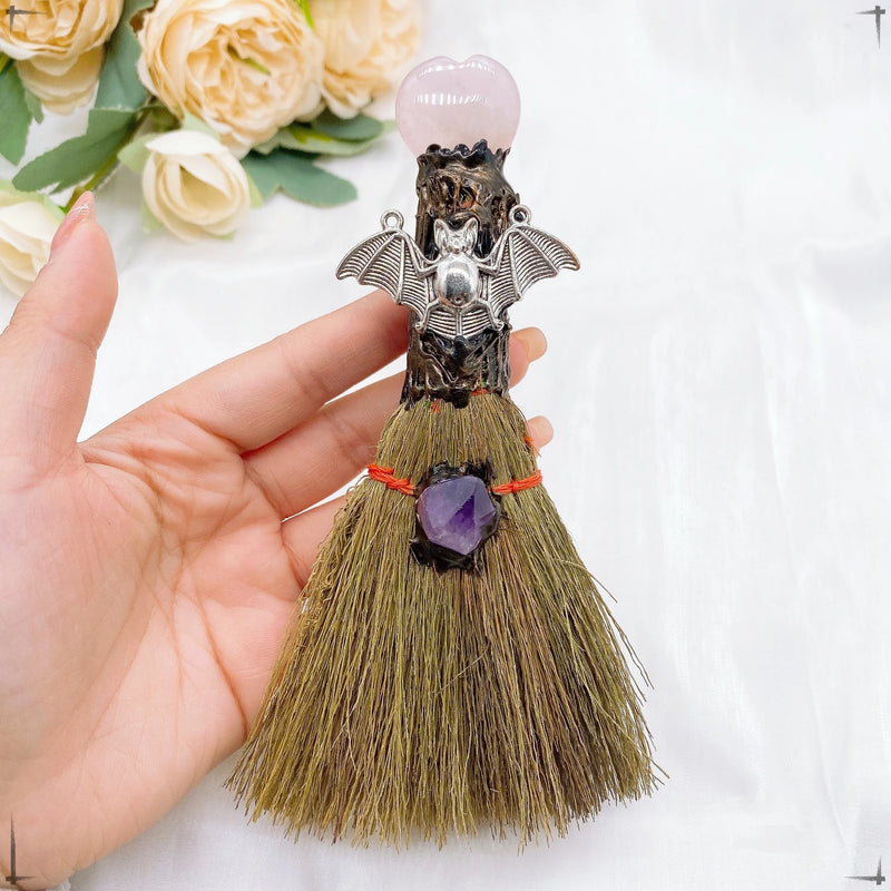 the WITCHES BROOM - Natural Amethyst Crystal Quartz Gem Love Heart Magic Broom Crafts Reiki Healing Witch Home Garden Decor Christmas Gift