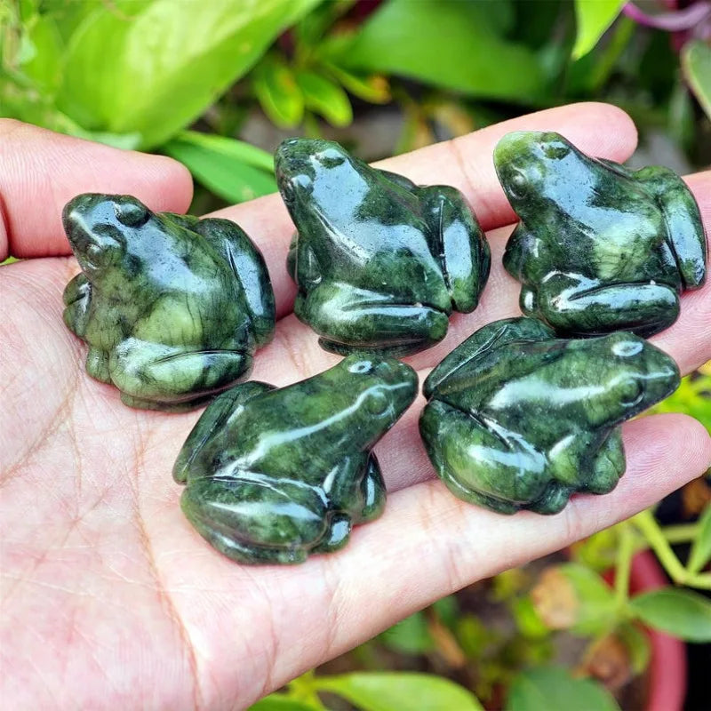 the LEAP FROG - Natural Mix Green Jade Frog, Quartz Animal, Crystal Frog, Home Decoration, Mineral Specimen, Crystal Gift, Reiki Healing 1PC