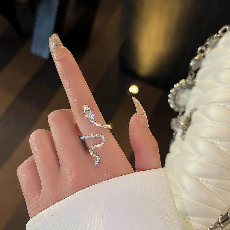 Fashion Sliver Color Cubic Zirconia Snake Ring for Women Open Adjustable CZ Finger Rings Party Wedding Statement Jewelry Bijoux