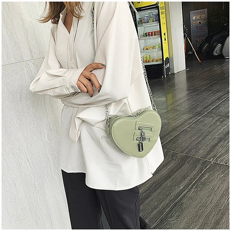 the GOTHIC HEART - Gothic Heart Blade Zipper Chain Crossbody Bags for Women/Girl, Casual Shoulder Purses Handbags