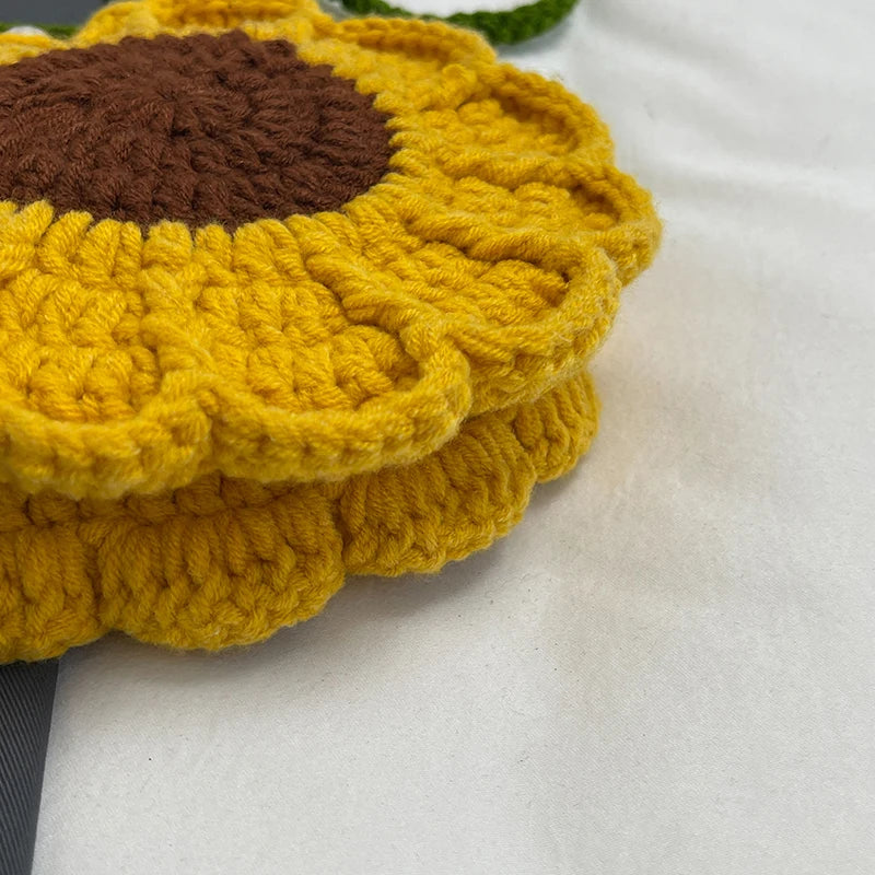 the KNITTED FLOWER - New Fashion Sunflower Pattern Women's Mini Knitted Handbag, Female Woven Shopper Purse, Lovely Design Chain Shoulder Crossbody Bag