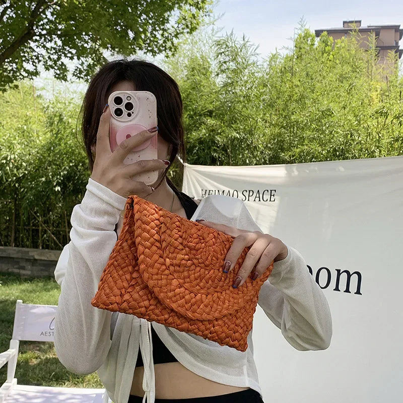 the LETTER BAG - Fashionable Corn Husk Straw Bags, Hand-Woven Women Clutch, Envelope Handbag Long Purse for Female, Summer Beach Bag