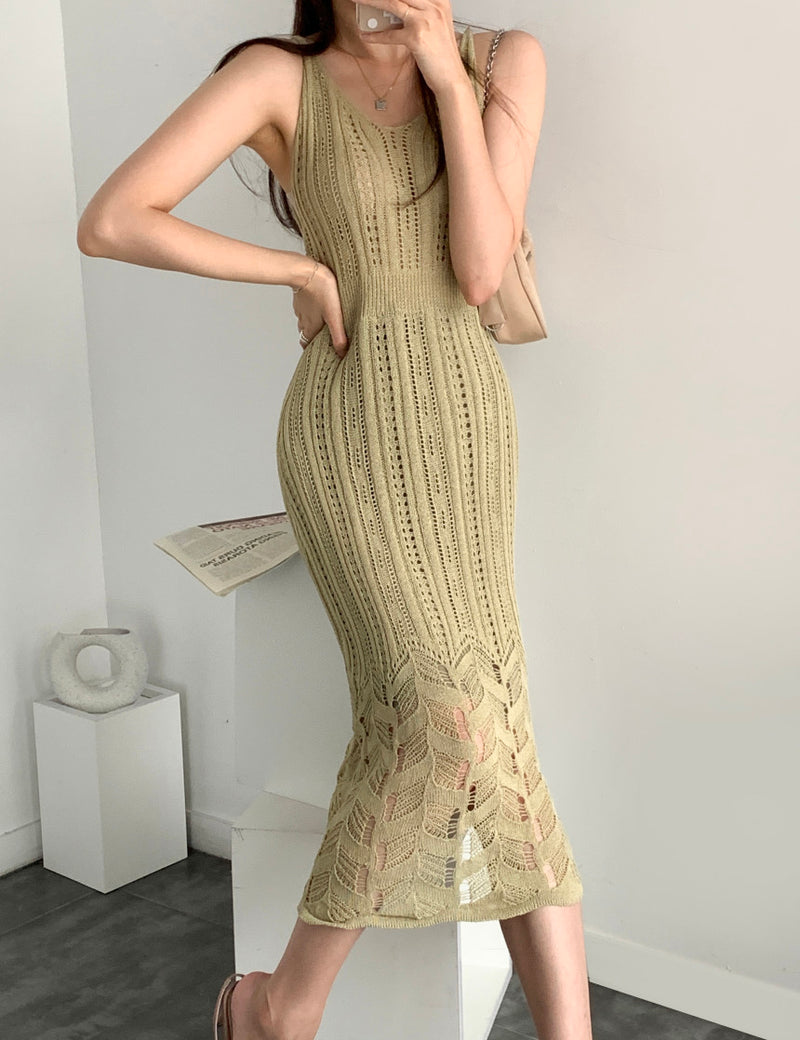 the SWEETHEART - Thin Knitted Spaghetti Strap Dress