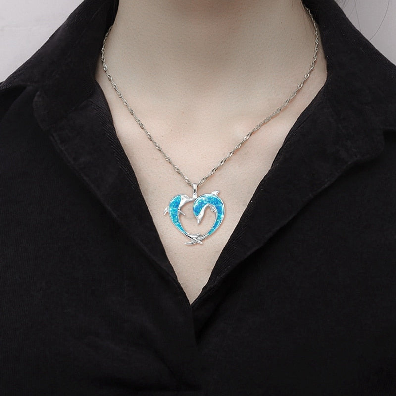 the DOLPHIN LOVERS - Exquisite Fashion Love Dolphin Necklace