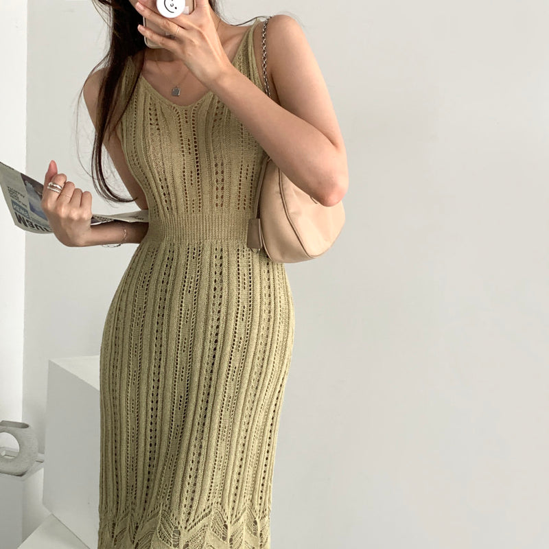 the SWEETHEART - Thin Knitted Spaghetti Strap Dress