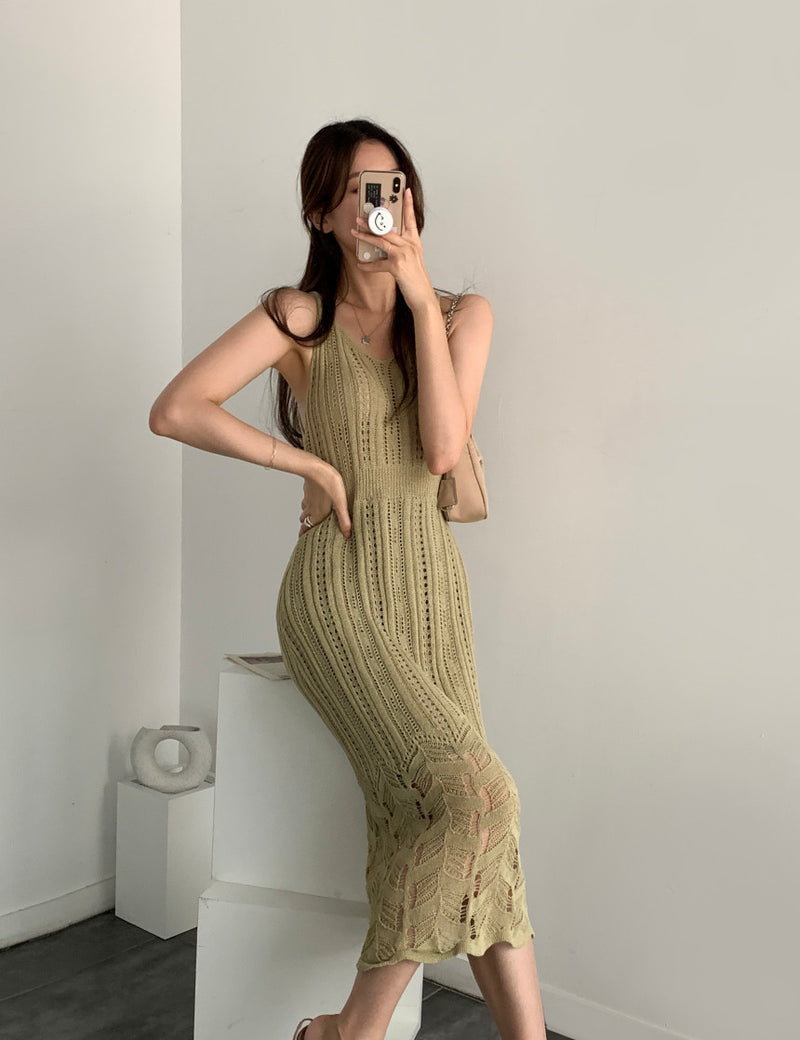 the SWEETHEART - Thin Knitted Spaghetti Strap Dress